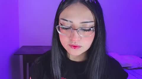 Snapshot of maddyghost chatting on 10.08.25   Please followme and rate me your thumbs up online show from 10.08.25