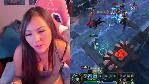 Snapshot of madeleine_shinobi chatting on 02.19.25 Emily Only Fans online show from 02.19.25