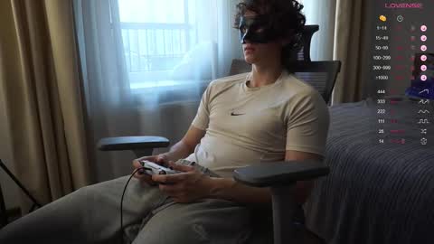 Snapshot of maestro3369 chatting on 09.30.25 Mike XMaestro 3369 online show from 09.30.25