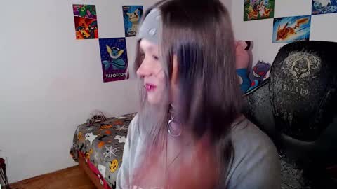 Snapshot of maggieswaggy chatting on 11.03.25 Magdalene Swaggy online show from 11.03.25