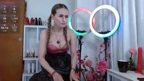 Snapshot of maghenta chatting on 09.15.25 Maghenta-MS mature online show from 09.15.25