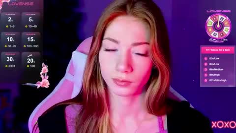 Snapshot of magicladyy chatting on 01.27.25 Angel online show from 01.27.25