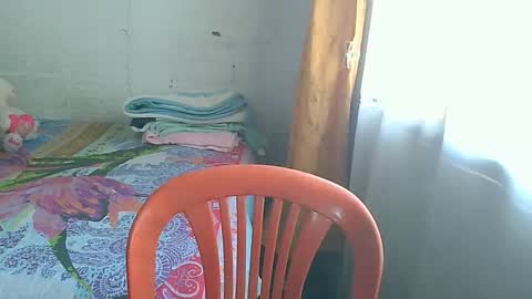 Snapshot of magiietaylor_ chatting on 10.17.25 Maggie Taylor online show from 10.17.25