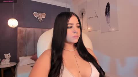 Snapshot of maiiitee_ chatting on 12.06.24 Mait online show from 12.06.24