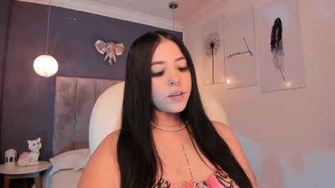 Snapshot of maiiitee_ chatting on 12.14.24 Mait online show from 12.14.24