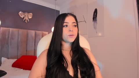 Snapshot of maiiitee_ chatting on 02.03.25 Mait online show from 02.03.25