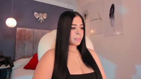 Snapshot of maiiitee_ chatting on 02.17.25 Mait online show from 02.17.25