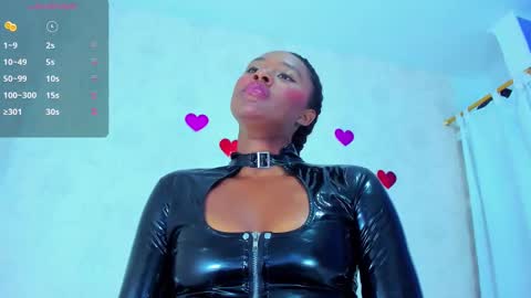 Snapshot of mailyn_er chatting on 02.19.25 Mailyn online show from 02.19.25