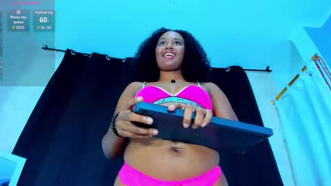 Snapshot of mailyn_er chatting on 09.15.25 Mailyn online show from 09.15.25