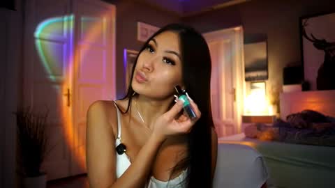 Mai online show from 10.03.25