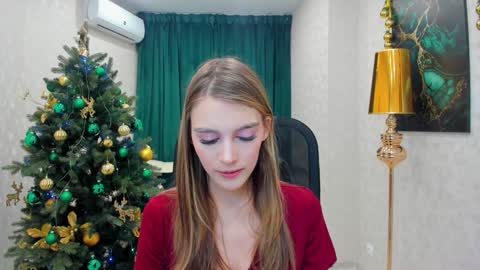 Chloe online show from 12.30.24