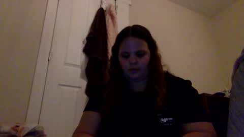 Snapshot of makemesquirt06 chatting on 09.13.25 makemesquirt06 online show from 09.13.25
