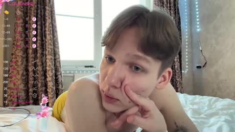 Snapshot of malcolm_yang chatting on 02.07.25 Tom and Mark 3 online show from 02.07.25