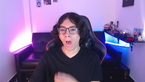 Snapshot of malik_harrison_ chatting on 12.04.24 Malik  online show from 12.04.24