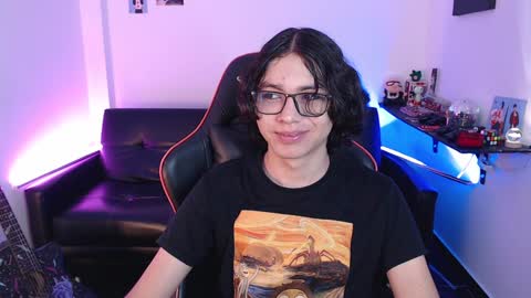 Snapshot of malik_harrison_ chatting on 12.19.24 Malik  online show from 12.19.24