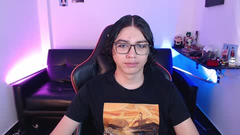 Snapshot of malik_harrison_ chatting on 12.20.24 Malik  online show from 12.20.24