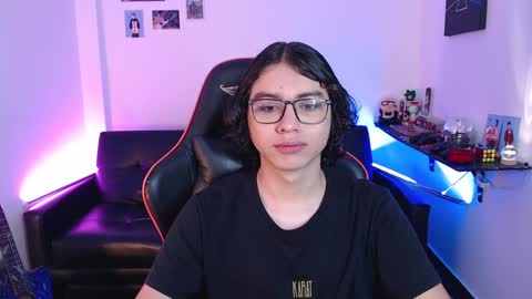 Snapshot of malik_harrison_ chatting on 12.24.24 Malik  online show from 12.24.24