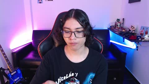 Snapshot of malik_harrison_ chatting on 01.04.25 Malik  online show from 01.04.25