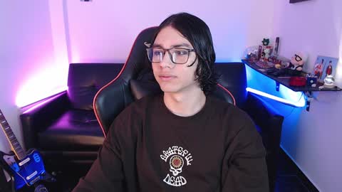 Snapshot of malik_harrison_ chatting on 01.06.25 Malik  online show from 01.06.25