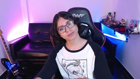 Snapshot of malik_harrison_ chatting on 01.08.25 Malik  online show from 01.08.25