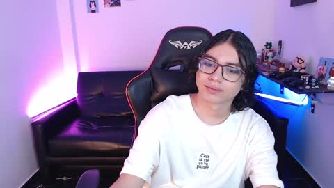 Snapshot of malik_harrison_ chatting on 01.10.25 Malik  online show from 01.10.25