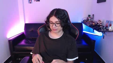 Snapshot of malik_harrison_ chatting on 01.11.25 Malik  online show from 01.11.25