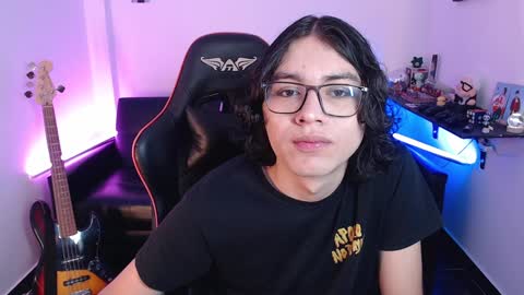 Snapshot of malik_harrison_ chatting on 01.22.25 Malik  online show from 01.22.25