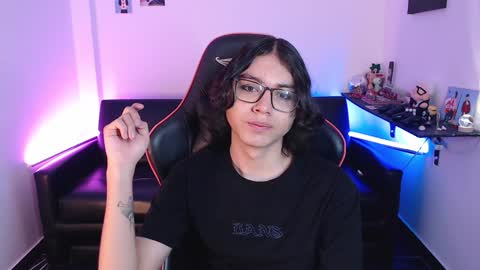 Snapshot of malik_harrison_ chatting on 01.28.25 Malik  online show from 01.28.25