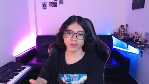 Snapshot of malik_harrison_ chatting on 02.05.25 Malik  online show from 02.05.25