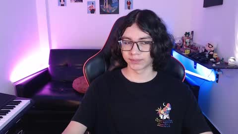 Snapshot of malik_harrison_ chatting on 02.15.25 Malik  online show from 02.15.25