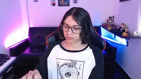 Snapshot of malik_harrison_ chatting on 02.19.25 Malik  online show from 02.19.25