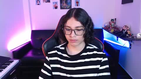 Snapshot of malik_harrison_ chatting on 02.20.25 Malik  online show from 02.20.25