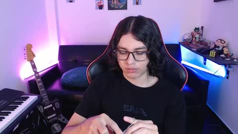 Snapshot of malik_harrison_ chatting on 03.06.25 Malik  online show from 03.06.25