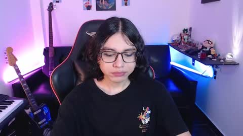 Snapshot of malik_harrison_ chatting on 03.09.25 Malik  online show from 03.09.25