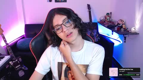 Snapshot of malik_harrison_ chatting on 03.10.25 Malik  online show from 03.10.25