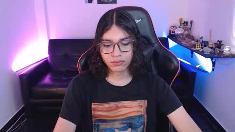 Snapshot of malik_harrison_ chatting on 09.25.25 Malik  online show from 09.25.25