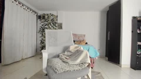 MARY  online show from 01.03.25