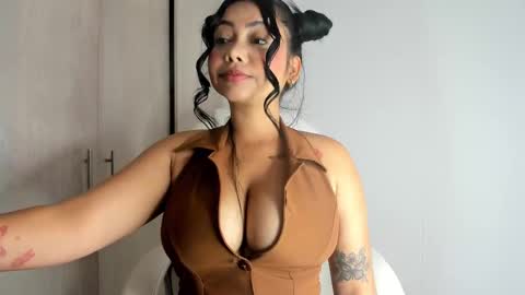 MANUELA online show from 09.20.25