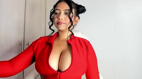 MANUELA online show from 10.14.25