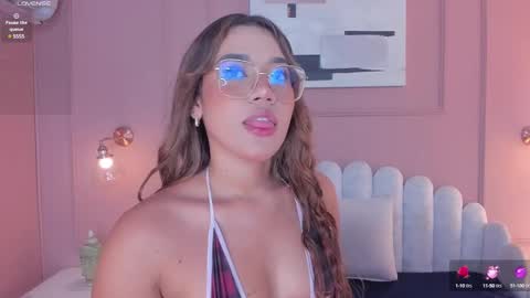 Snapshot of mara_brooks chatting on 12.20.24 Mara online show from 12.20.24