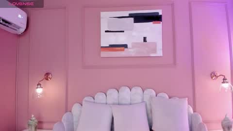 Snapshot of mara_brooks chatting on 09.13.25 Mara online show from 09.13.25