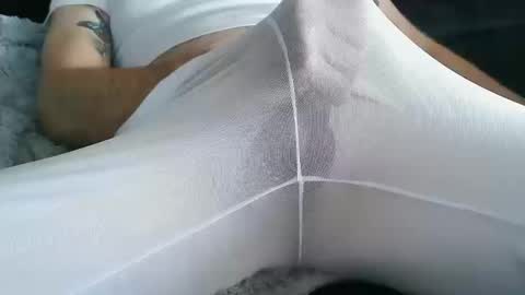 Snapshot of marcakawvu chatting on 10.11.25 Marc online show from 10.11.25