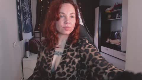 Snapshot of margaret_wilson chatting on 11.03.25 Margaret online show from 11.03.25