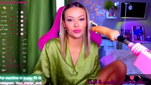 Snapshot of margohotty chatting on 03.08.25 Margo for you   online show from 03.08.25