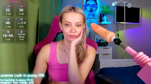 Snapshot of margohotty chatting on 10.13.25 Margo for you   online show from 10.13.25