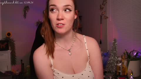 Snapshot of margotdiamond chatting on 12.10.24   online show from 12.10.24