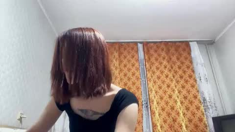 Snapshot of margueritecarrauza chatting on 11.11.25 Lina online show from 11.11.25