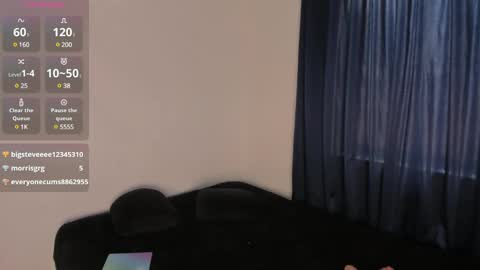 Snapshot of mari_mar69 chatting on 12.21.24 mari_mar69 online show from 12.21.24