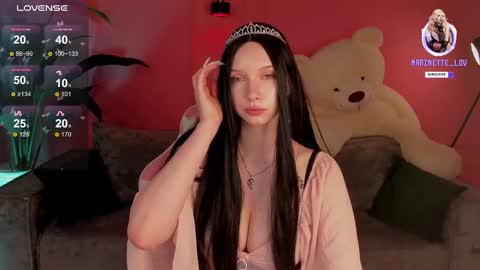 Snapshot of mari_nett chatting on 03.06.25 mari_nett online show from 03.06.25