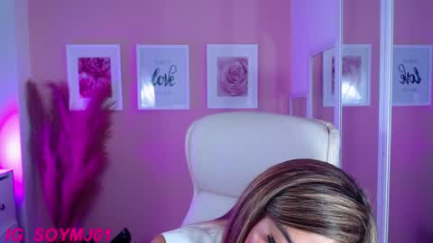 Snapshot of maria_jones chatting on 12.20.24 Instagram soymj01 online show from 12.20.24